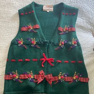 VINTAGE embroidered knit sweater vest